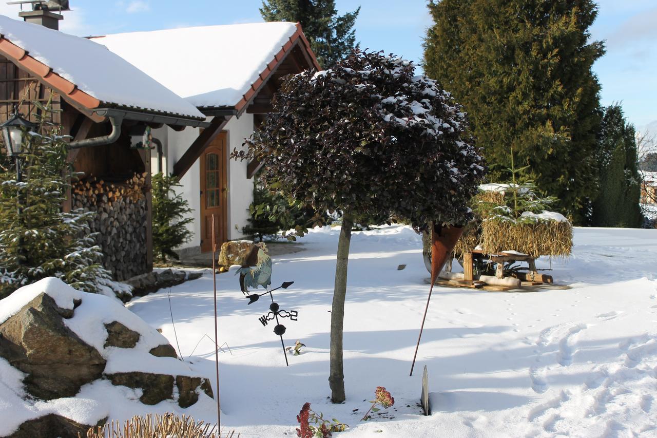 Landhotel Kastanienhof Georgenberg المظهر الخارجي الصورة