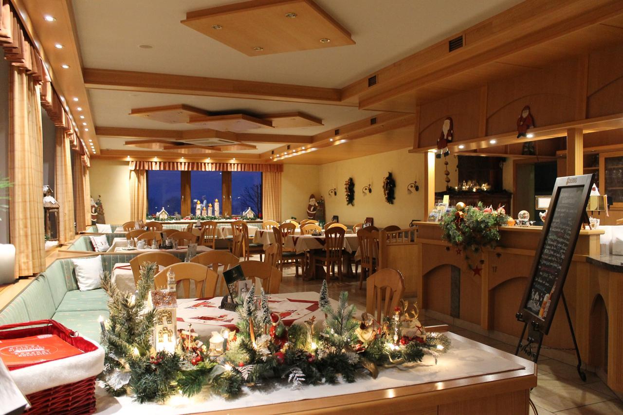 Landhotel Kastanienhof Georgenberg المظهر الخارجي الصورة